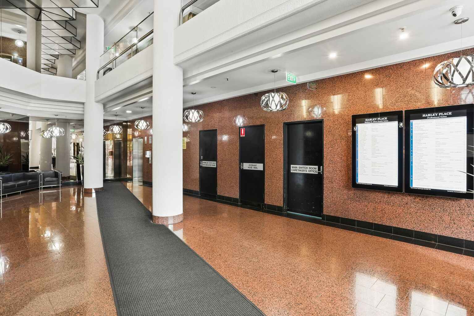 Suites 301, 302 & 303 251 Oxford Street Bondi Junction Suites 301, 302 & 303 251 Oxford Street Bondi Junction