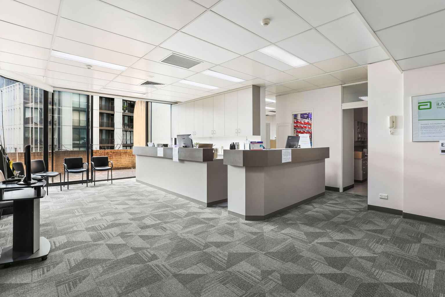 Suites 301, 302 & 303 251 Oxford Street Bondi Junction Suites 301, 302 & 303 251 Oxford Street Bondi Junction